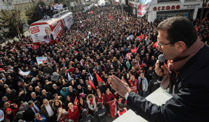 Δημοκρατική «επανάσταση» υπόσχεται ο έκπτωτος δήμαρχος της Κωνσταντινούπολης, Εκρέμ Ιμάμογλου