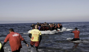 Μεταναστευτικό: Εξαρθρώθηκε κύκλωμα δουλεμπορίας από τέσσερις ΜΚΟ στη Λέσβο – Πώς δρούσε