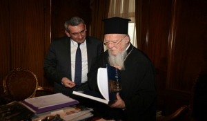 Με τον Οικουμενικό Πατριάρχη κ.κ. Βαρθολομαίο συναντήθηκε επισήμως στο Φανάρι ο Περιφερειάρχης Νοτίου Αιγαίου κ. Γιώργος Χατζημάρκος