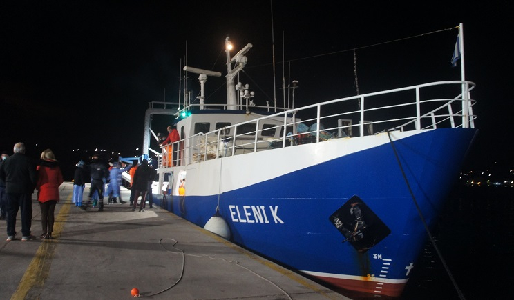 Πάρος: Ενέργειες του Δημάρχου για την μεταφορά των προσφύγων – μεταναστών του ναυαγίου εκτός Πάρου