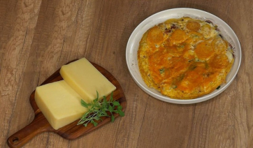 Φρουτάλια με γραβιέρα Νάξου (βίντεο)