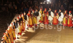 Μια ανεπανάληπτη βραδιά ελληνικής μουσικοχορευτικής παράδοσης στη Μάρπησσα της Πάρου!