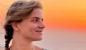 Δανάη Μιχαλάκη – Γιώργος Παπαγεωργίου: Οικογενειακές διακοπές στην Αμοργό