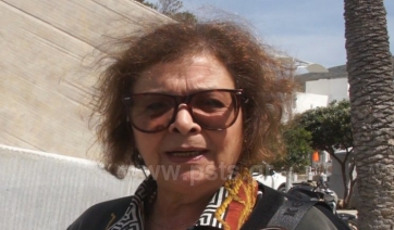 Δι’ ανυπέρβλητους λόγους –τους οποίους προς το παρόν δεν κρίνω σκόπιμο να εκθέσω– σας υποβάλλω την παραίτησή μου...