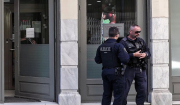 Ληστεία σε τράπεζα στο κέντρο της Αθήνας, στην οδό Μητροπόλεως -Δύο οι δράστες με καλάσνικοφ και πιστόλι