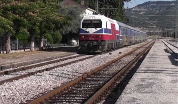 Σύγκρουση τρένων: 11 μέτρα για τη στήριξη στους συγγενείς θυμάτων των Τεμπών, στους τραυματίες και τους επιβαίνοντες