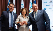 Στις Κυκλάδες -Σαντορίνη, Νάξο και Πάρο- η Λαμπαδηδρομία της Φλόγας των Ολυμπιακών Αγώνων πριν παραδοθεί στο «Παρίσι 2024»