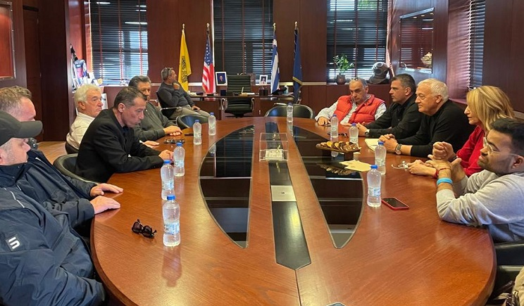 Επίσκεψη του Μάρκου Καφούρου στη Σύρο - Επαφές με φορείς και υπηρεσίες