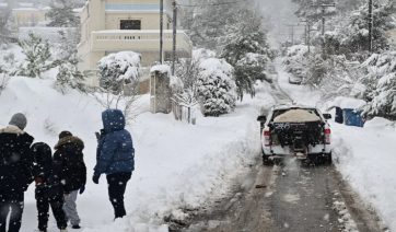 Νέα έξαρση χιονοπτώσεων στην Αττική - Πότε υποχωρούν τα φαινόμενα