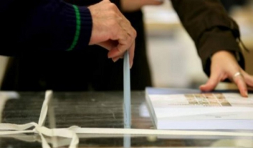 Δημοσκόπηση Pulse: Στις 7,5 μονάδες η διαφορά ΝΔ με ΣΥΡΙΖΑ, αυτοδύναμη κυβέρνηση θέλει το 47%