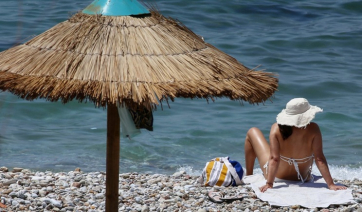 Καιρός: Επανέρχονται τα 40άρια -Τι θα ισχύσει για τα μελτέμια, η εκτίμηση Τσατραφύλλια για Δεκαπενταύγουστο