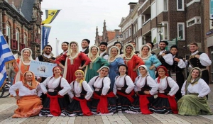 Η Παριανή παράδοση  στην Ολλανδία, την  χώρα της τουλίπας