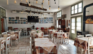 Παραδοσιακά εδέσματα και ζωντανή μουσική για μια κεφάτη Τσικνοπέμπτη!