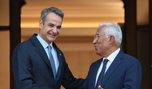 Στο Μαξίμου οι διευρυμένες συνομιλίες Μητσοτάκη με τον πρόεδρο του Ευρωπαϊκού Συμβουλίου Αντόνιο Κόστα (βίντεο)