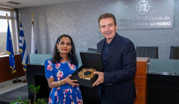 Συναντήσεις Μ. Χρυσοχοΐδη και Στ. Γκίκα με την Ruven Menikdiwela για το μεταναστευτικό