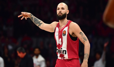 Ολυμπιακός - Φενέρ 104-87: Ο διαστημικός Φουρνιέ διέλυσε την πρωταθλήτρια Ευρώπης στο ΣΕΦ