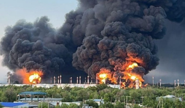 Ρωσία: Ουκρανικά drones χτύπησαν αποθήκη καυσίμων στο Σάρατοφ που τροφοδοτεί ρωσικά βομβαρδιστικά