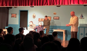 Το &quot;Φίλεμα&quot; της Θ.Ο. Νάουσας Πάρου στα Λύκεια του νησιού