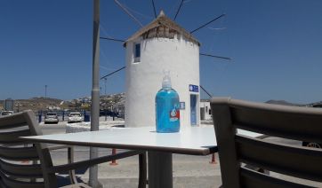 Κορωνοϊός - Κυκλάδες: 23 κρούσματα στην Πάρο - 27 στη Μύκονο - 10 στη Θήρα - 99 συνολικά