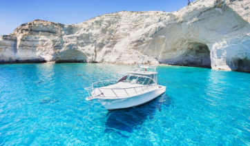 Μηχανική βλάβη σκάφους στη Μήλο