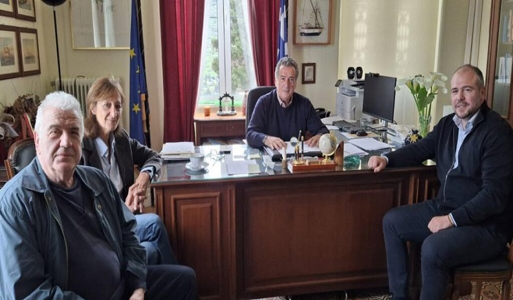 Περιοδεία Φίλιππου Φόρτωμα στις Κυκλάδες: Υγεία και καθημερινότητα σε πρώτο πλάνο