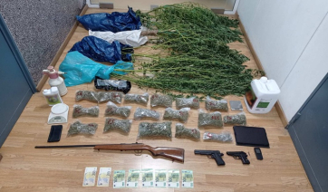 Εξαρθρώθηκε εγκληματική οργάνωση, τα μέλη της οποίας δραστηριοποιούνταν στην κατοχή και διακίνηση μεγάλων ποσοτήτων κοκαΐνης σε Αττική καθώς και στο Ηράκλειο και Ρέθυμνο Κρήτης