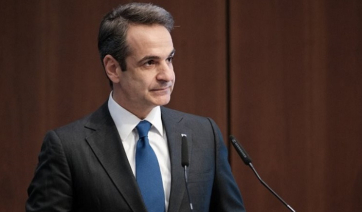 Πακέτο 1,75 δισ. για 4 εκατ. πολίτες, νέο πλαίσιο για μετανάστες και αλλαγές στη στρατιωτική θητεία σήμερα στο υπουργικό