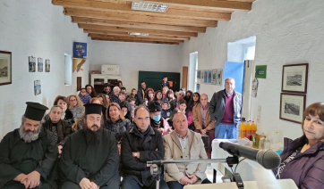 Πάρος: Πραγματοποιήθηκε εκδήλωση κοπής Πρωτοχρονιάτικης πίτας στις Καμάρες