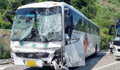 Νότια Κορέα: Καραμπόλα με 3 σχολικά λεωφορεία -Τουλάχιστον 80 τραυματίες
