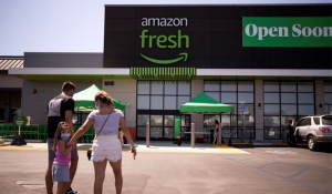 Βρετανία: Η Amazon ανοίγει στο Λονδίνο σούπερ μάρκετ χωρίς ταμεία
