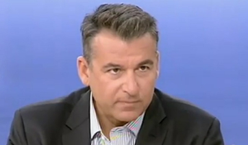 Σκαφάτη απόδραση στην Κύθνο για τον Γιώργο Λιάγκα και τους γιούς του!