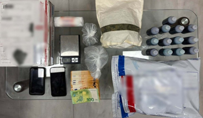 Συνελήφθησαν δύο άτομα για εισαγωγή, μέσω ταχυδρομικού δέματος, ακατέργαστης κάνναβης με σκοπό την περαιτέρω διακίνηση