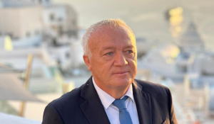 Αναγκαία η ενίσχυση του Αστυνομικού Τμήματος Πάρου Παρέμβαση του Μάρκου Καφούρου