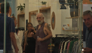 Κάηκε το σπίτι του Πέτρου Φιλιππίδη στην Πατησίων