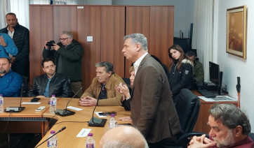 Πάρος: Μ. Κωβαίος «Απλήρωτοι οι εργαζόμενοι των καταργημένων νομικών προσώπων του Δήμου»