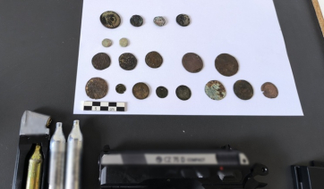 Σύλληψη ημεδαπού, ο οποίος κατείχε και διέθετε προς πώληση αρχαιότητες, μέσω διαδικτύου