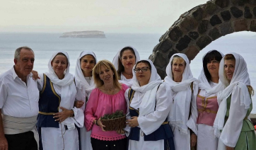 «Χριστούγεννα στη Σαντορίνη» | Το πρόγραμμα του τριημέρου 15-17/12