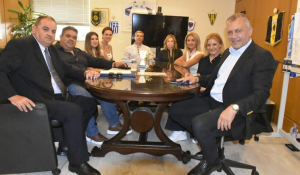 Γιάννης Βρούτσης: «Χαιρετίζουμε τη συνεργασία του σωματείου της Μήλου με τοπική εταιρεία»