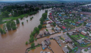 Φονικές πλημμύρες σαρώνουν τη νότια Σιβηρία