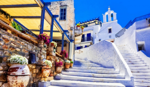 Ποιο ελληνικό νησί είναι ιδανικό για hipsters και ποιο για ρομαντικούς