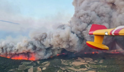Ν. Γαλλία: Πύρινη λαίλαπα με μία νεκρή - "Στάχτη" πάνω από 100.000 στρέμματα (βίντεο)