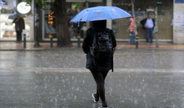 Εκτακτο δελτίο επιδείνωσης καιρού από την ΕΜΥ: Βροχές, καταιγίδες και χαλάζι από την Κυριακή