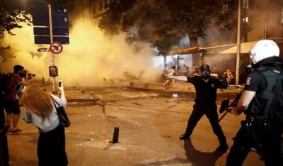 Τουρκία: Ένταση και δακρυγόνα σε πορεία για την επίθεση εναντίον θαυμαστών των Radiohead