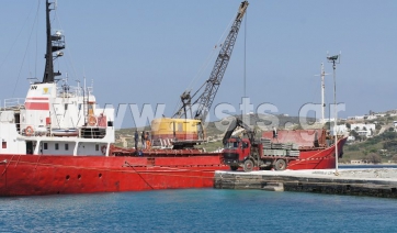 Επικάθηση Φ/Γ πλοίου στην Πάρο