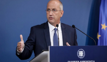 Οικονόμου: Στο «τραπέζι» η επέκταση της υποχρεωτικότητας εμβολιασμών από την κυβέρνηση