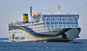 Κάρπαθος: Πλοίο προσέκρουσε σε λιμάνι