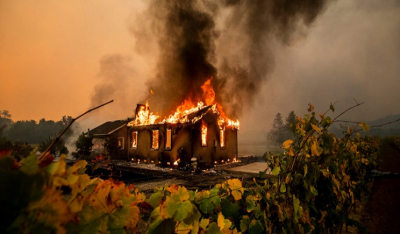 Πυρκαγιές στην Καλιφόρνια: Απειλούνται χιλιάδες σπίτια