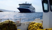 Blue Star Patmos: Το ρήγμα είναι διαμπερές, φαίνονται μέχρι και οι σκάλες