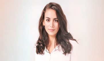 Ποια είναι η Μίρα Μουράτι, η αλβανικής καταγωγής «ιέρεια» του ΑΙ που γύρισε την πλάτη στον Ζούκερμπεργκ