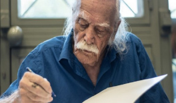 Πέθανε ο Μανώλης Γλέζος